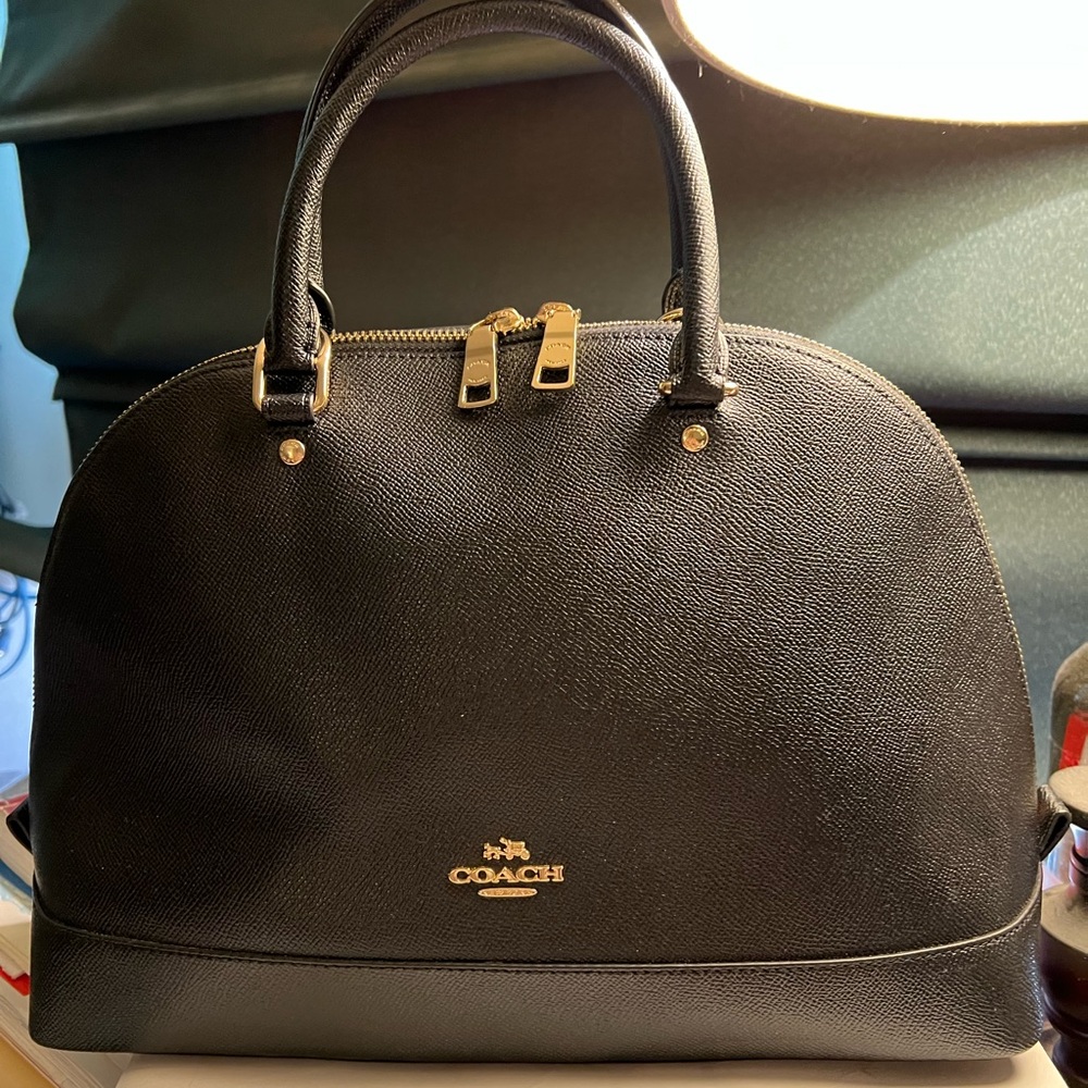 COACH Vintage Black Dome Crossbody Bag EUC - Picture 6 of 12